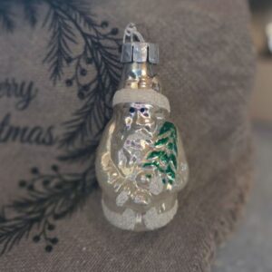 Oude Kerstman/Kerstbal | Glas/Zilver/Gesuikerd 7cm (79)