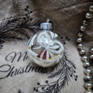 Glazen Kerstbal | Zilver/Wit Geverfd/Gesuikerd 5,5cm (82)