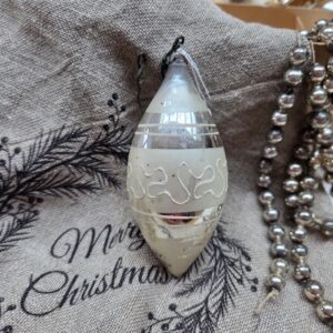 Glazen Ornament | Pegel Zilver/Mat Zilver/Wit Glasgruis 10,5cm (82)