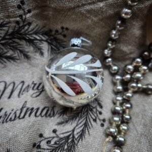 Glazen Kerstbal | Zilver/Wit Geverfd/Gesuikerd 5,5cm (82)