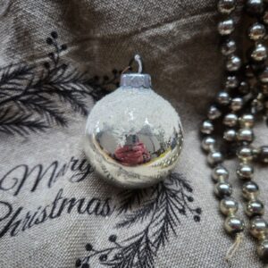 Glazen Kerstbal | Zilver/Wit Gesuikerd | 5,5cm (82)